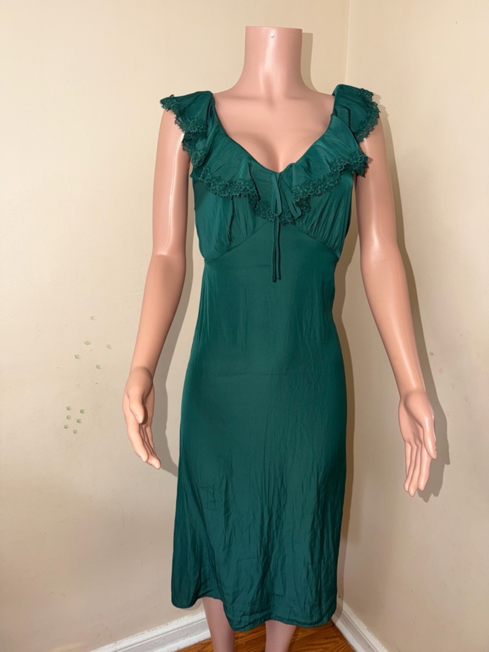 Universal Thread Emerald Green Ruffle Maxi Dress